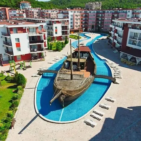 Privilege Apartment, Elenite Apartment *